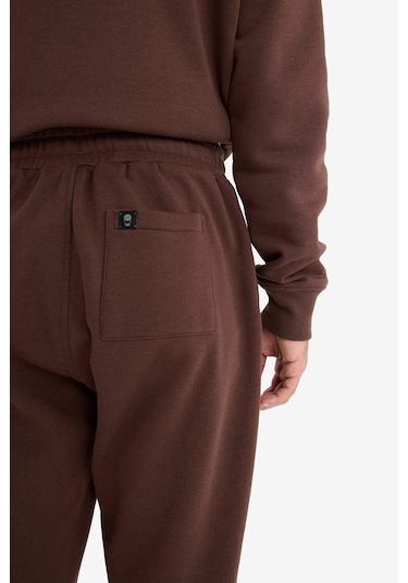 Defacto Regular Fit Beli Bağcıklı Cepli Paçası Lastikli Şardonlu Basic Düz Jogger Eşofman Altı E6326ax25aubn539 Kahve-bn539 Defacto Regular Fit Beli Bağcıklı Cepli Paçası Lastikli Şardonlu Basic Düz Jogger Eşofman Altı E6326ax25aubn539 Kahve-bn539