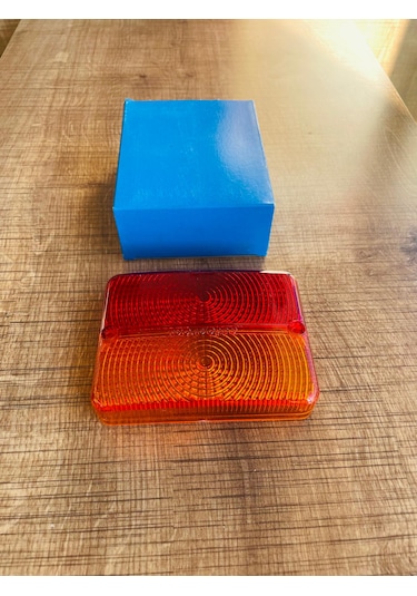 Massey Ferguson Yarım Çamurluk Ön Sinyal Camı Sarı Kırmızı