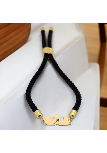 A Harfine Özel Siyah İpek Örgülü Taç Figürlü 14 Ayar Altın Plakalı Hediye Bileklik-507harf A