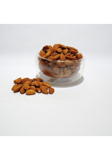 Çiğ Badem İçi 1 KG