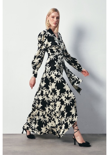 Sateen Çiçek Desenli Uzun Elbise - Siyah