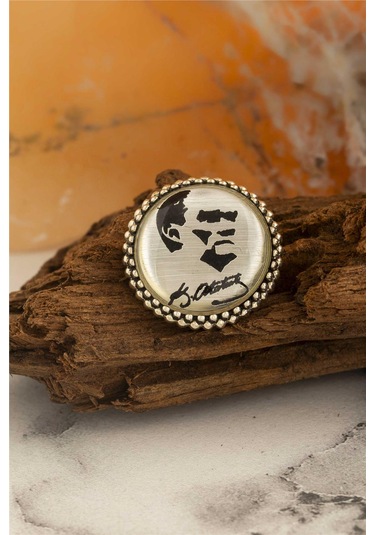 Beyaz Zemin Üzeri Atatürk İmzası Ve Silüeti Gümüş Rozet -5856 Gümüş