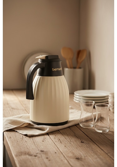 Bernardo Elantra Cam Termos Krem 1 Litre Krem