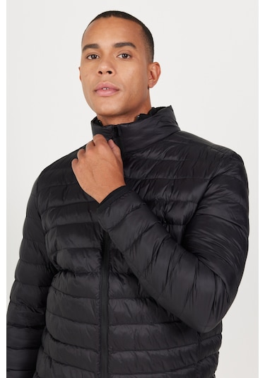 Erkek Sıyah Standart Fit Normal Kesim Dik Yaka Mont Siyah