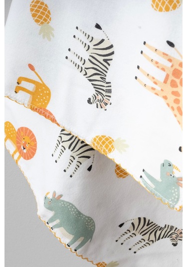 Sevimli Hayvan Desenli Unisex Pazen Battaniye Sıcak Ve Rahat Bebek Battaniyesi Çok Renkli