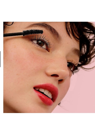 Benefit Fan Fest Hacim Lifting ve Volume Etkili Maskara Siyah