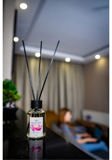 Vivaldi Home Lotus Çiçeği Çubuklu Oda Kokusu Esansiyel Uçucu Yağ 50 ML