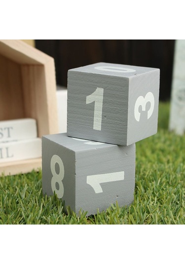 Vintage Tasarım Ev Şekli Sürekli Takvim Artcraft