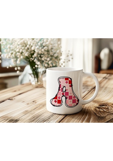 A Harfi Pembe Kareli Kalpli Göz Emojili Kupa Bardak Eğlenceli Kareli Tasarım Kahve Çay Kupası Beyaz