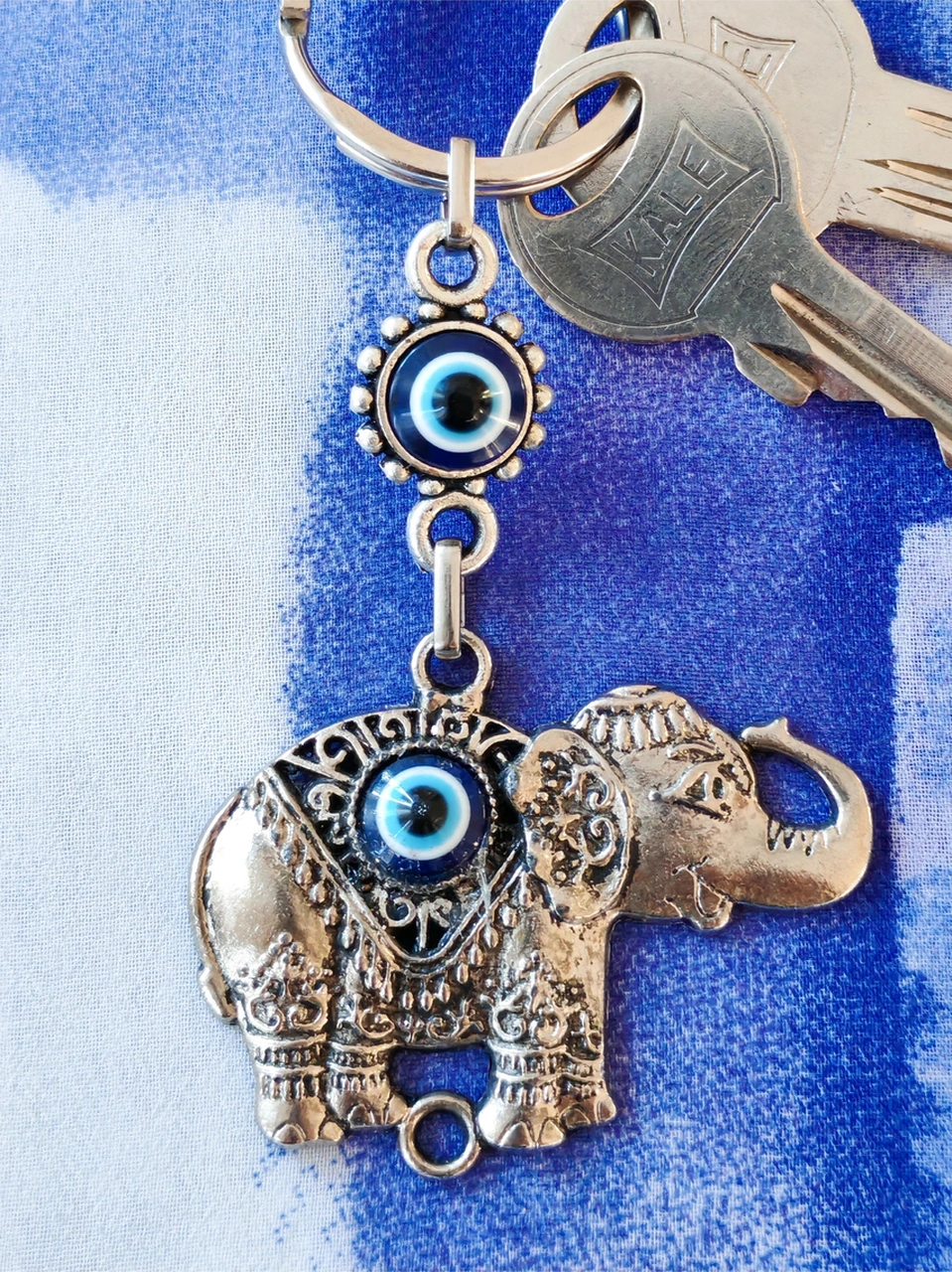 Nazar Boncuklu Fil Metal Anahtarlık