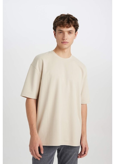 DeFacto Oversize Geniş Kalıp Ütü Gerektirmeyen Bisiklet Yaka Kısa Kollu Basic Düz Ağır Kumaş Tişört X3926AZ25SPBG757 DeFacto Oversize Geniş Kalıp Ütü Gerektirmeyen Bisiklet Yaka Kısa Kollu Basic Düz Ağır Kumaş Tişört X3926AZ25SPBG757