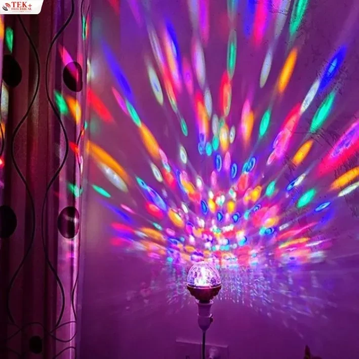 Kosona E27 Evrensel Duyucu İle 6w 50m² Aydınlatma, Renkli Döner Led Diskolu Top Işığı - 220v Hızlı Kurulum Çok Renkli