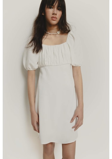 DeFacto Kare Yaka Keten Karışımlı Kısa Kollu Midi Yazlık Elbise E0896AX25SMWT32