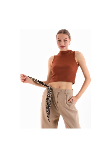 Kadın Likralı Kolsuz Crop Bluz Kahve