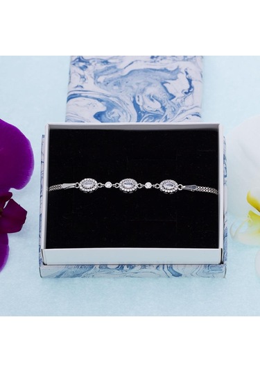 Nagiss Oval Zirkon Taşlı 925 Ayar Gümüş Kadın Bileklik