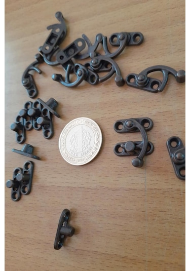 Küçük Yay Gözü Kancalı Kilit Oksit 10 adet Kutu Sandık ve Kapak Klipsi 20x24 mm