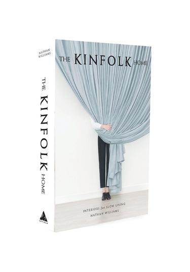 084 Kınfolk Dekoratif Kitap Kutusu