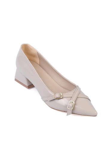 Shoetek Laura Kadın Stiletto Kalın Topuklu Çapraz Bantlı Tokalı Ayakkabı Bej Rugan Bej Rugan