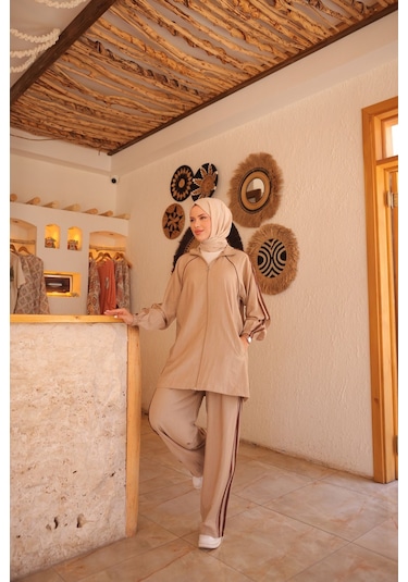 Kadın Spor Eşofman Takımı Fermuarlı & Alt Üst Takım 508 Bej