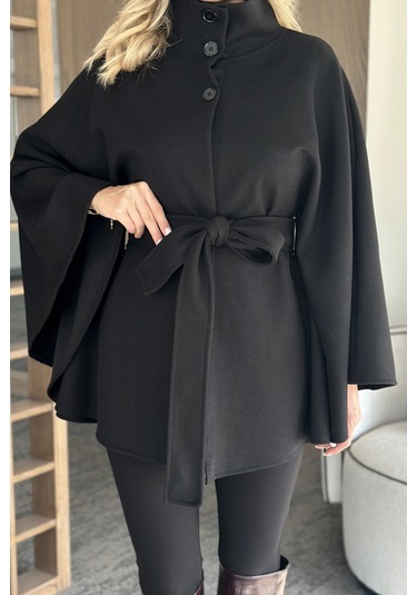 Siyah Düğmeli Kuşaklı Kaşe Panço - 2055 Siyah