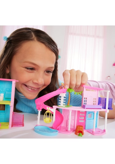 Barbie Mini BarbieLand House HYF45