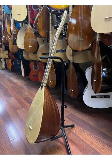 Maun Ağacı Kısa Sap 39 Tekne Jak Girişli Bağlama Kod 8674