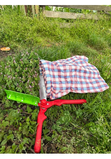 Almus Çay Papatya Kekik Toplama Makası