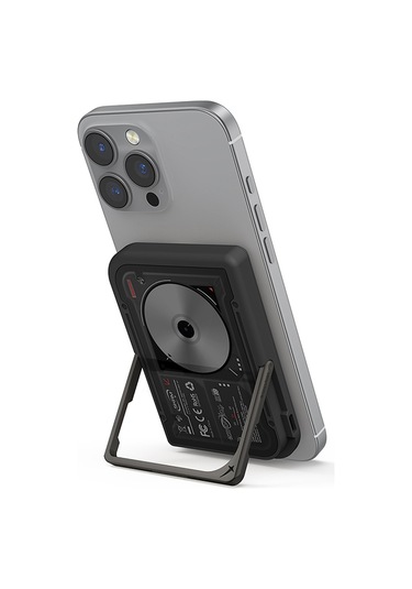 Skinarma Nexus Nova Kablosuz Ve Pd Hızlı Şarj Özellikli Standlı Powerbank 20w 5000mah Siyah