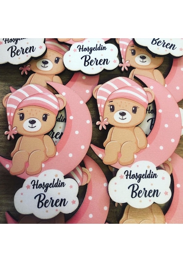 Ay Üstünde Oturan Kız Ayıcık Ahşap Baskı Magnet 30 Adet