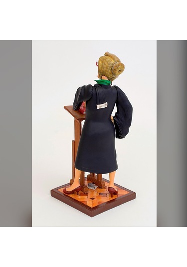 Forchino Koleksiyonu / Kadın Avukat Biblo Küçük Boy