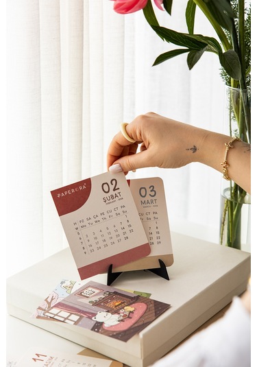 2026 Yılı Karton Ayaklı Masa Takvimi Kawaii - 12x20 Cm