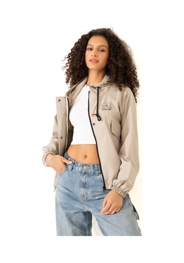 Riverstorm Kadın Taş Su Geçirmez Ve Rüzgara Dayanıklı Kapüşonlu Cepli Çıt Çıtlı Mevsimlik Yağmurluk Taş