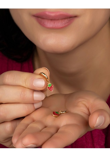 925 Ayar Gümüş Sallantılı Çilek Küpe