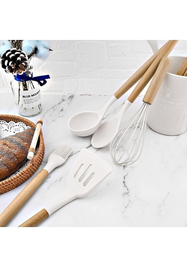 Novahub Beyaz Silikon Yapışmaz Mutfak Aletleri Seti, Tencere Spatula Kürek Yumurta Çırpıcı Ahşap Saplı Gıda Sınıfı Set Beyaz