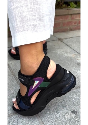 Sms 3031 Kadın Dolgu Havalı Taban Masajlı Spor Sandalet Siyah Siyah