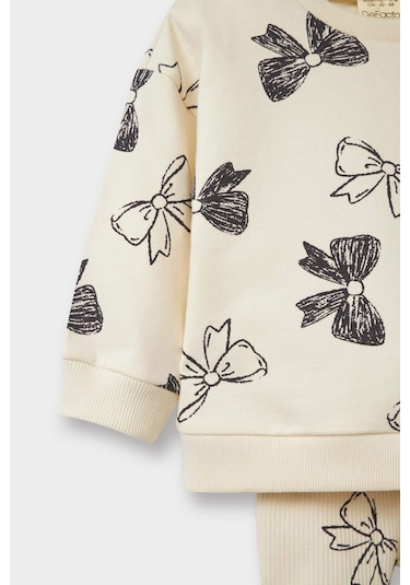 Defacto Kız Bebek 2li Takım Fiyonk Desenli Sweatshirt İspanyol Paça Tayt F0508a525auer99 Ekru Defacto Kız Bebek 2li Takım Fiyonk Desenli Sweatshirt İspanyol Paça Tayt F0508a525auer99 Ekru
