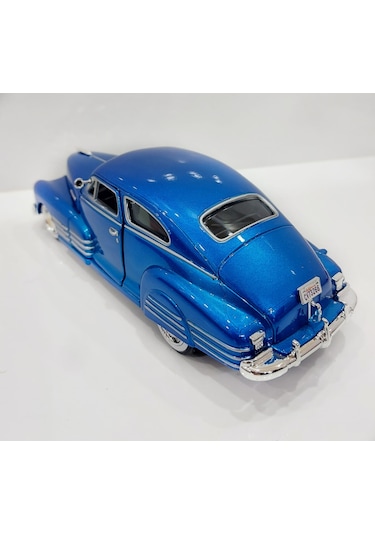 Vardem 1948 Chevy Aerosedan Fleetline Metal Araba