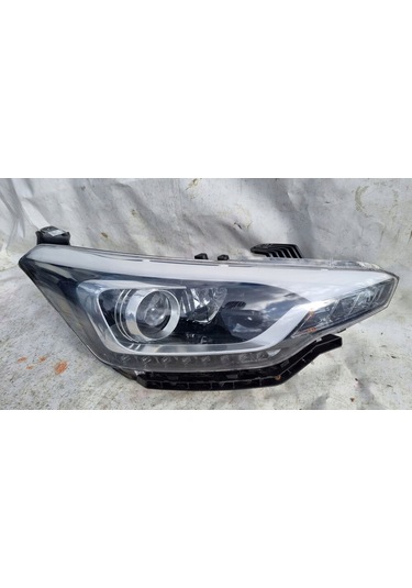 Hyundai İ20 2015-2018 Far Lambası Ledli Ön Far Sağ