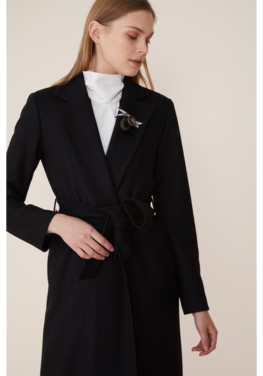 Siyah - Erkek Yaka Aksesuarlı Kaban Siyah