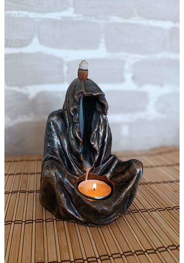 Yüzüklerin Efendisi Oturan Nazgul Karakterli Tütsülük