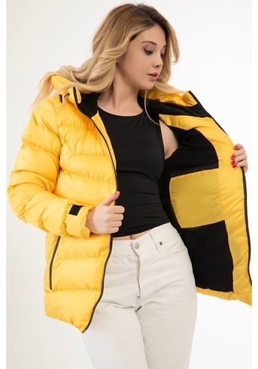 Kadın Sarı Kapüşonlu Içi Polarlı Kürklü Su Geçirmez Rüzgara Dayanıklı Şişme Mont Sarı