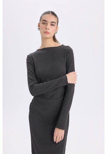 Defacto Bodycon Vücudu Saran Yarım Balıkçı Yaka Basic Düz Bürümcük Uzun Kollu Midi Elbise D8643AX24AUAR104 Defacto Bodycon Vücudu Saran Yarım Balıkçı Yaka Basic Düz Bürümcük Uzun Kollu Midi Elbise D8643AX24AUAR104