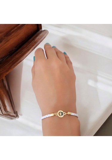 Archin Aile Temalı Doğal Beyaz Derili Ay Motifli 14 Ayar Altın Plakalı Hediye Bileklik-477sembol Aile Sembolü