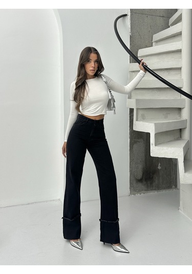 Kadın Ters Paça Püskül İşlemli Bol Paça Kot Pantolon Siyah