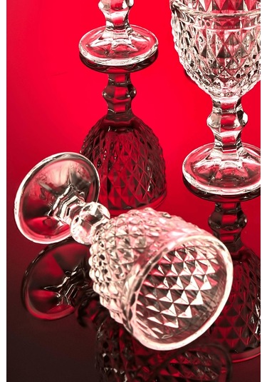 6 Lı Elmas Kesim Desenli Ayaklı Cam Kahve Yanı Bardak Seti Şık Sofra Sunumu Ve Zarif Tasarım Şeffaf