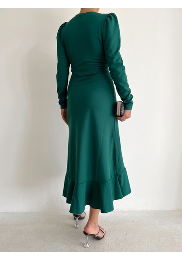 Kadın Yeşil Krep Kumaş Midi Boy Kuşaklı Uzunkol Elbise Yeşil