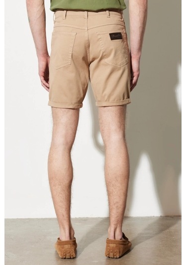 Wrangler Erkek Bej Şort W211205614 Bej
