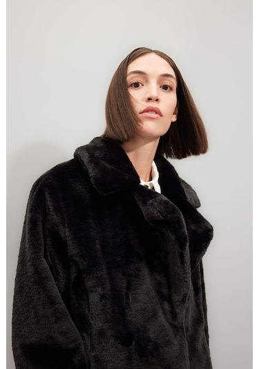 DeFacto Uzun Pelüş Kaban Oversize Geniş Kalıp Çıtçıt Kapamalı Cepli A4650AX24WNBK27 Siyah DeFacto Uzun Pelüş Kaban Oversize Geniş Kalıp Çıtçıt Kapamalı Cepli A4650AX24WNBK27 Siyah