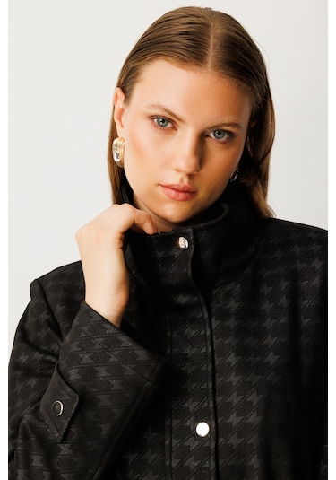 Ekol Kadın Büyük Beden Beli Lastikli Kazayağı Desenli Trenç 7541 Siyah Siyah