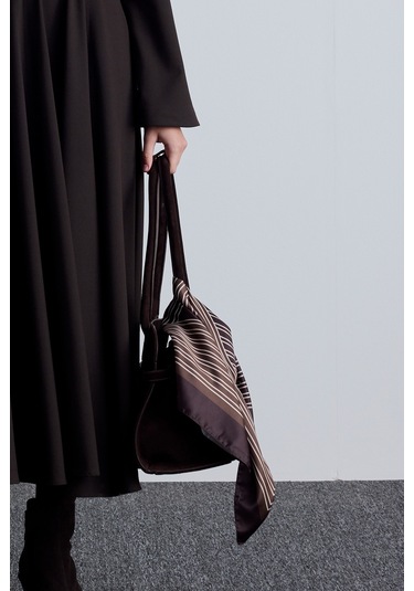 Desenli Saten Boyun Fuları Classıc- Kahve Classıc- Kahve Kahverengi